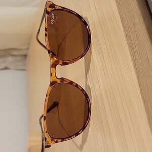 Nectar Shockoe Sunglasses Brown Tortoise / Amber